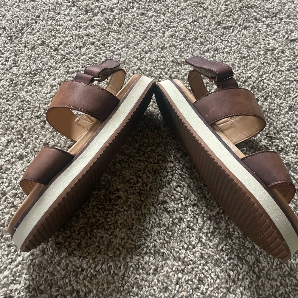 Nisolo Brown Leather Sandals